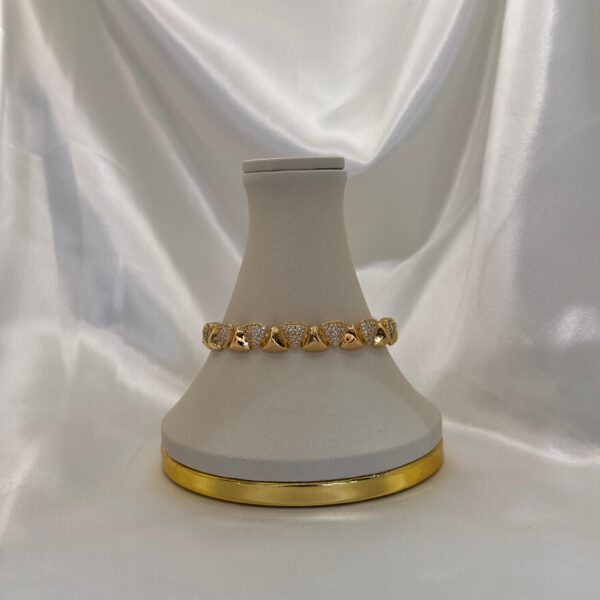 Bracelete triangular